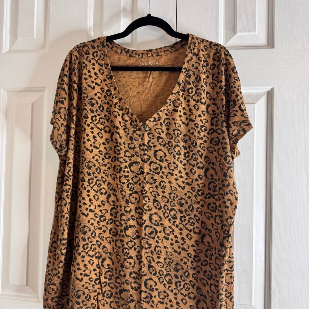 Ava & Viv Women’s Leopard Print V-Neck Top Brown Black Short Sleeve Size 1X